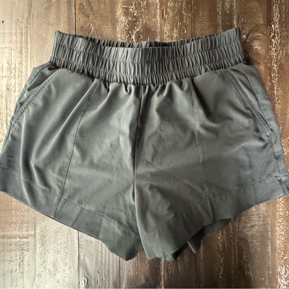 Abercrombie & Fitch Black High Waist Shorts